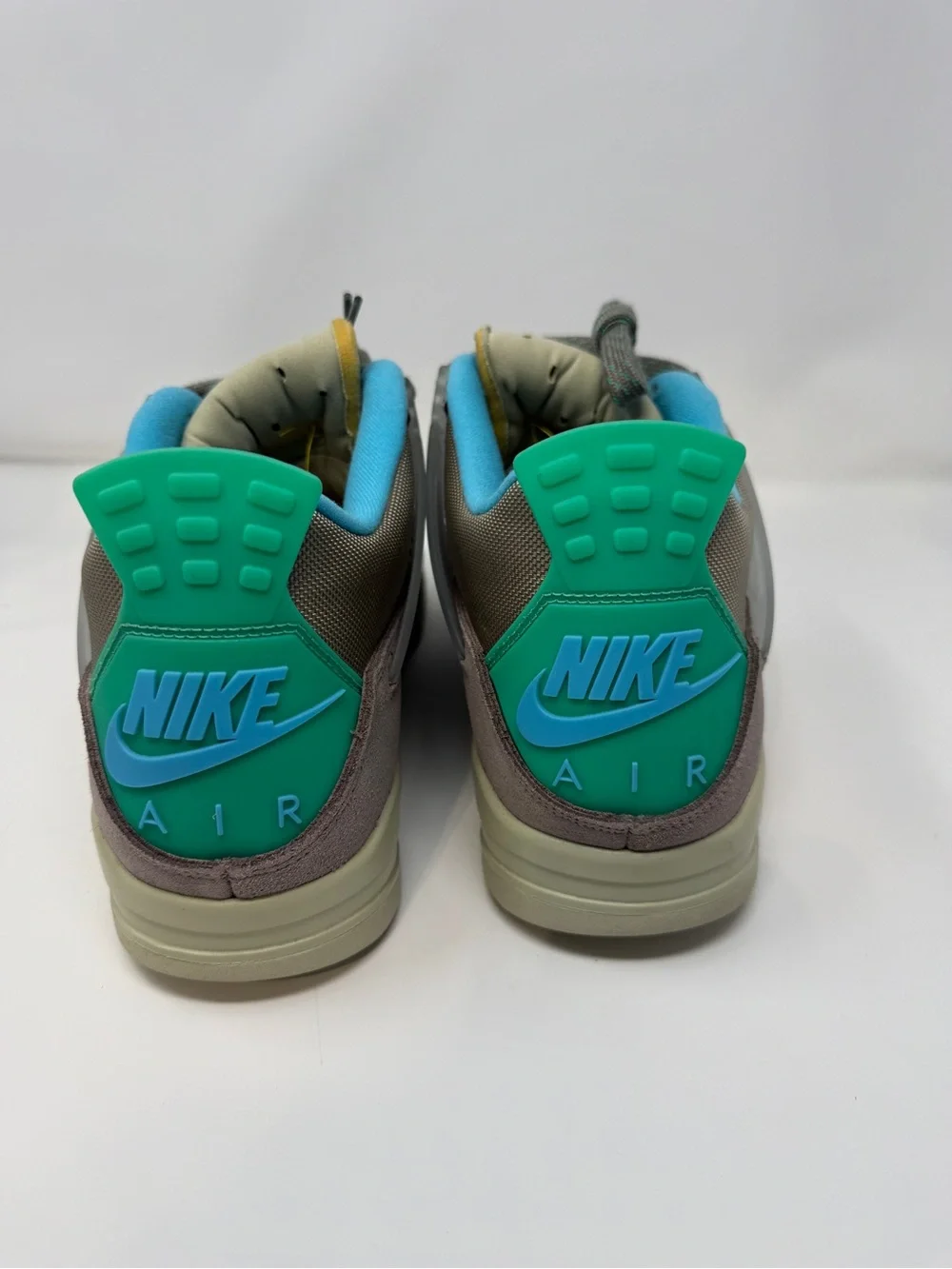 Size 12- Nike Jordan 4 Retro x Union LA Taupe Haze DJ5718-242 New with out box